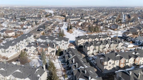 352 Elgin Gardens Se, Calgary, AB - Outdoor With View