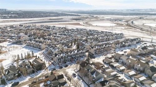 352 Elgin Gardens Se, Calgary, AB - Outdoor With View