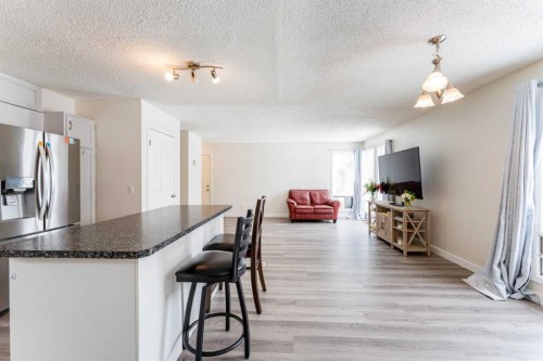147 Templewood Drive Ne, Calgary, AB - Indoor