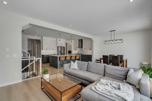 23 Savoy Terrace Se, Calgary, AB - Indoor Photo Showing Living Room