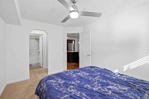 2102-279 Copperpond Common Se, Calgary, AB - Indoor Photo Showing Bedroom