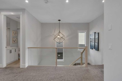 1148 Radnor Avenue Ne, Calgary, AB - Indoor Photo Showing Other Room