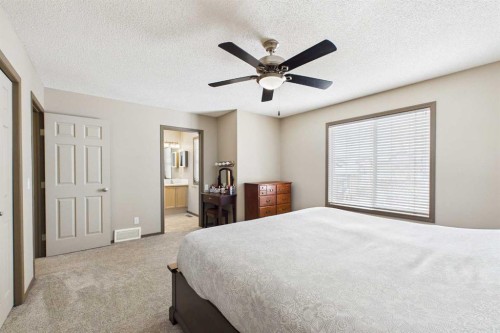 115 Citadel Mesa Close Nw, Calgary, AB - Indoor Photo Showing Bedroom
