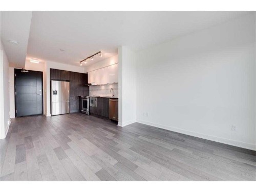 2802-930 6 Avenue Sw, Calgary, AB - Indoor Photo Showing Kitchen