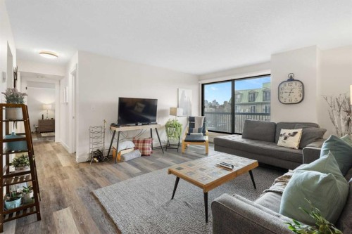 503-225 25 Avenue Sw, Calgary, AB - Indoor Photo Showing Living Room