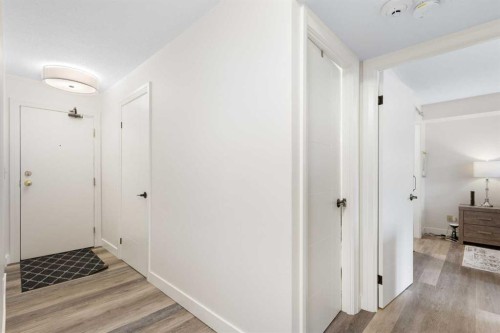 503-225 25 Avenue Sw, Calgary, AB - Indoor Photo Showing Other Room
