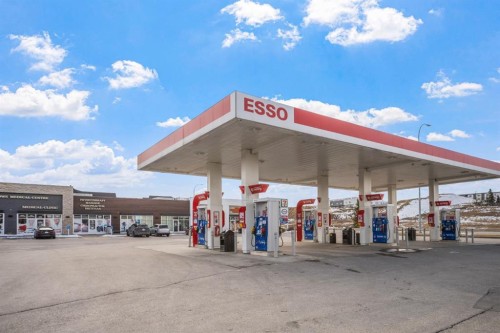 1005 Sage Meadows Gardens Nw, Calgary, AB - Outdoor