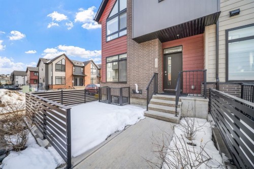 1005 Sage Meadows Gardens Nw, Calgary, AB - Outdoor