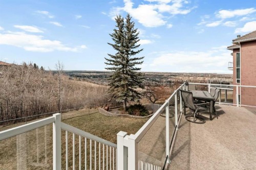 70 Patterson Close Sw, Calgary, AB - Outdoor With View