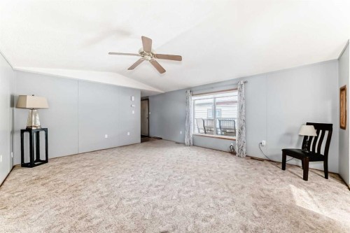 272 Burroughs Circle Ne, Calgary, AB 