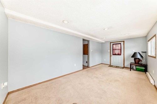 272 Burroughs Circle Ne, Calgary, AB 