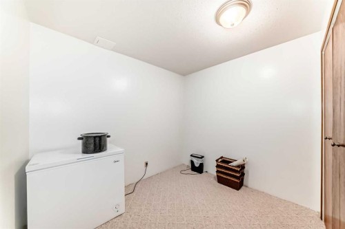 67 Cimarron Meadows Bay, Okotoks, AB - Indoor