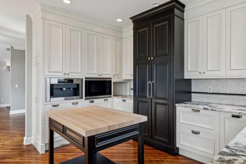 58 Scimitar View Nw, Calgary, AB - Indoor Photo Showing Kitchen