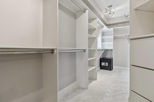 58 Scimitar View Nw, Calgary, AB - Indoor With Storage