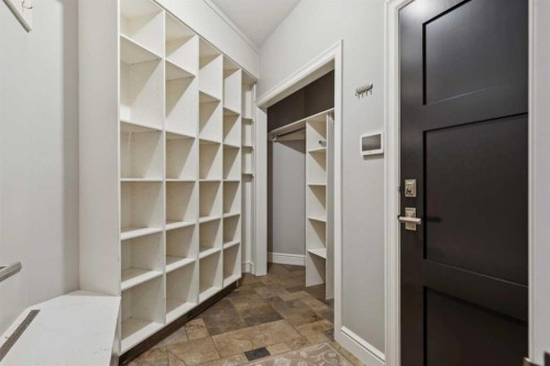 58 Scimitar View Nw, Calgary, AB - Indoor