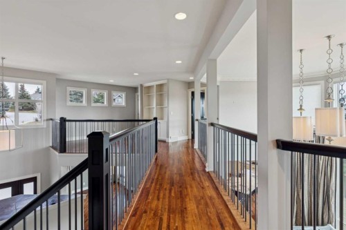 58 Scimitar View Nw, Calgary, AB - Indoor Photo Showing Other Room