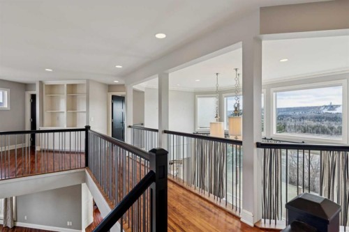 58 Scimitar View Nw, Calgary, AB - Indoor Photo Showing Other Room