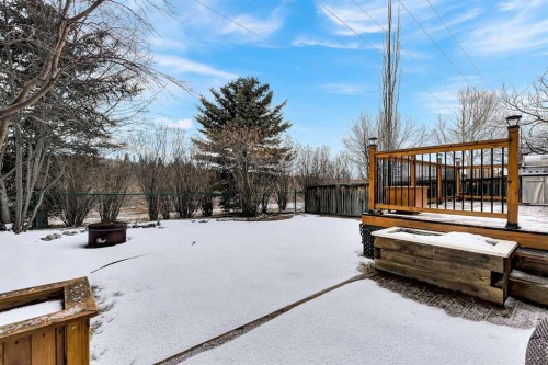 92 Bow Ridge Crescent, Cochrane, AB - Outdoor