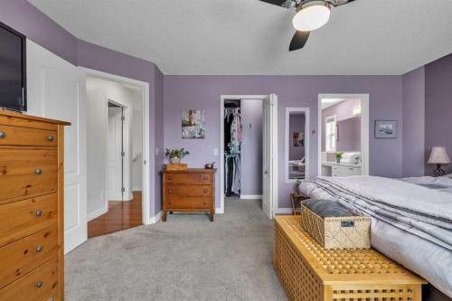 92 Bow Ridge Crescent, Cochrane, AB - Indoor Photo Showing Bedroom