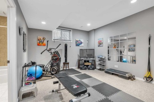 92 Bow Ridge Crescent, Cochrane, AB - Indoor