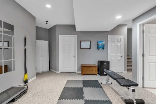 92 Bow Ridge Crescent, Cochrane, AB - Indoor