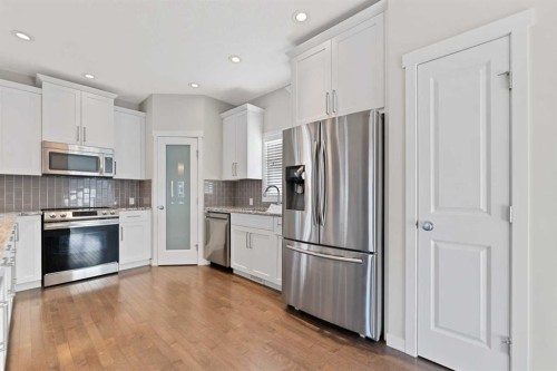 83 Drake Landing Loop, Okotoks, AB - Indoor Photo Showing Kitchen