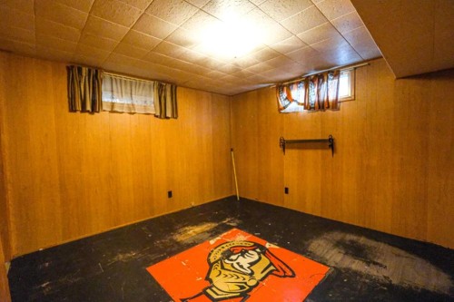 59 Rosewood Road Nw, Calgary, AB - Indoor