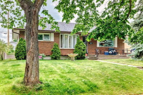59 Rosewood Road Nw, Calgary, AB - Outdoor