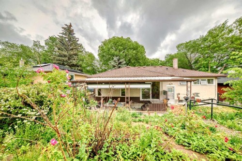 59 Rosewood Road Nw, Calgary, AB - Outdoor
