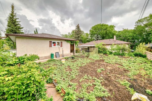 59 Rosewood Road Nw, Calgary, AB - Outdoor