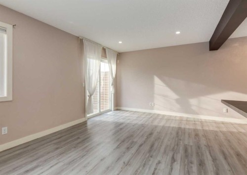 14 Pantego Lane Nw, Calgary, AB - Indoor Photo Showing Other Room