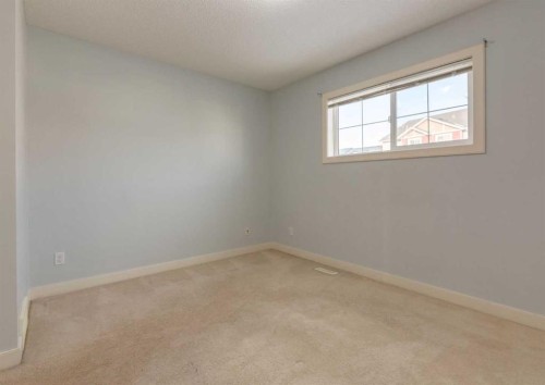 14 Pantego Lane Nw, Calgary, AB - Indoor Photo Showing Other Room