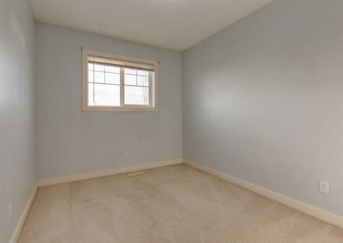 14 Pantego Lane Nw, Calgary, AB - Indoor Photo Showing Other Room