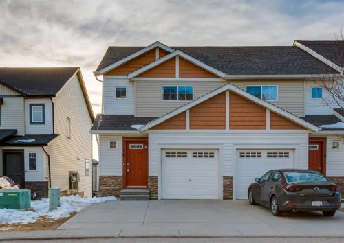 14 Pantego Lane Nw, Calgary, AB - Outdoor With Facade
