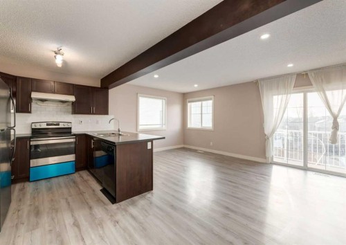 14 Pantego Lane Nw, Calgary, AB - Indoor Photo Showing Kitchen