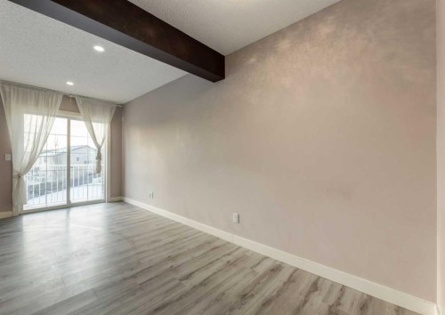 14 Pantego Lane Nw, Calgary, AB - Indoor Photo Showing Other Room