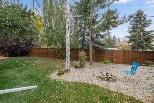 129 Sundown Place Se, Calgary, AB - Outdoor