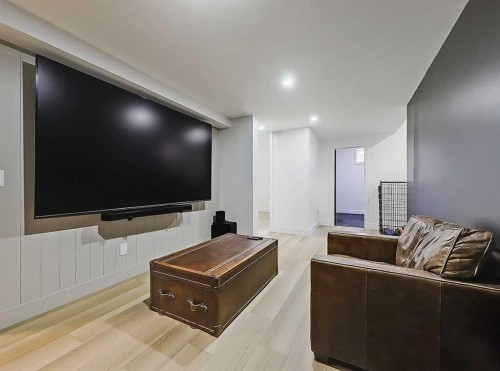 129 Sundown Place Se, Calgary, AB - Indoor