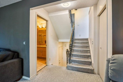 153 Mckinnon Crescent Ne, Calgary, AB - Indoor Photo Showing Other Room