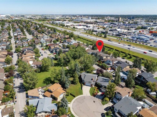 153 Mckinnon Crescent Ne, Calgary, AB - Outdoor With View