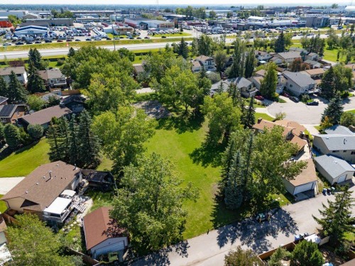 153 Mckinnon Crescent Ne, Calgary, AB - Outdoor With View