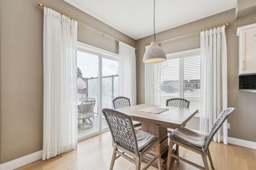 155 Somme Manor Sw, Calgary, AB - Indoor Photo Showing Dining Room