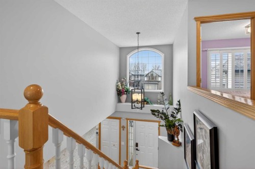 129 Bridlecreek Green Sw, Calgary, AB - Indoor Photo Showing Other Room