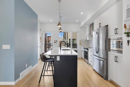171 Greenbriar Place Nw, Calgary, AB - Indoor Photo Showing Kitchen With Stainless Steel Kitchen With Upgraded Kitchen