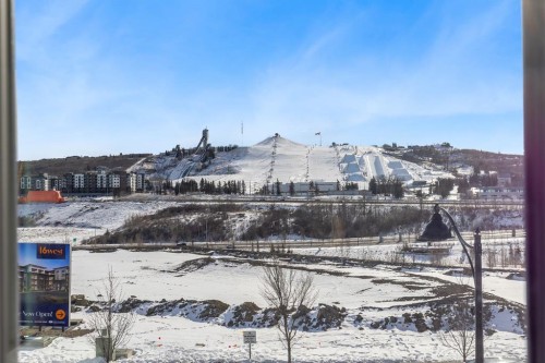 171 Greenbriar Place Nw, Calgary, AB - Outdoor With View
