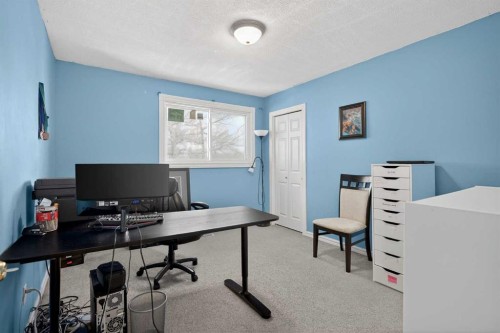 247 Templewood Road Ne, Calgary, AB - Indoor Photo Showing Office