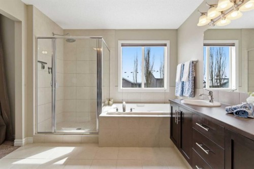 61 Sage Valley Manor Nw, Calgary, AB - Indoor Photo Showing Bathroom