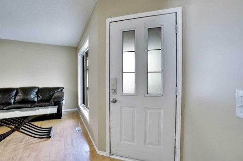 356 Chaparral Drive Se, Calgary, AB - Indoor