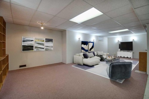 273 Woodside Road Nw, Airdrie, AB - Indoor