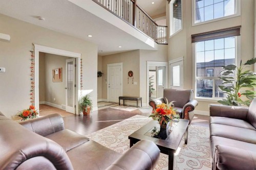9 Saddlelake Grove Ne, Calgary, AB - Indoor Photo Showing Living Room
